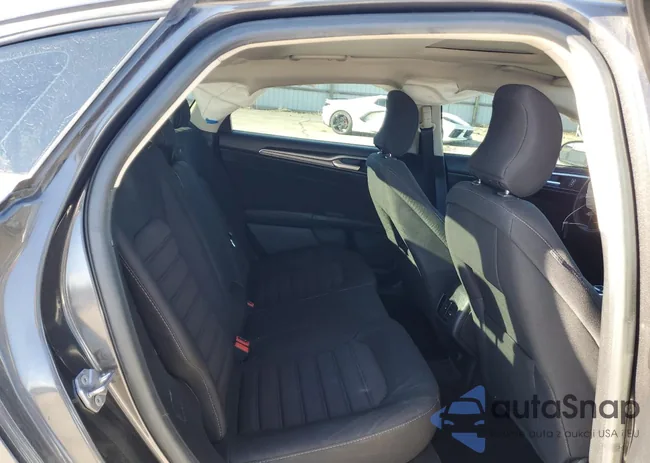 3FA6P0HD3JR223735: 72413575