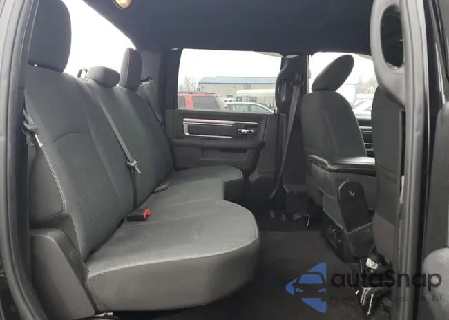 1C6RR7LT9MS518556: 45186415