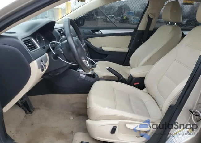 3VWDX7AJ3DM219564: 45803925