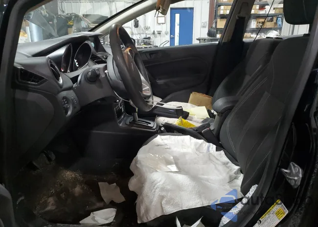 3FADP4BJ5KM138567: 44939005