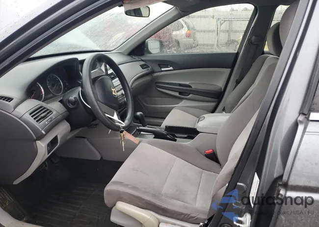 1HGCP2F35AA007464: 44061555