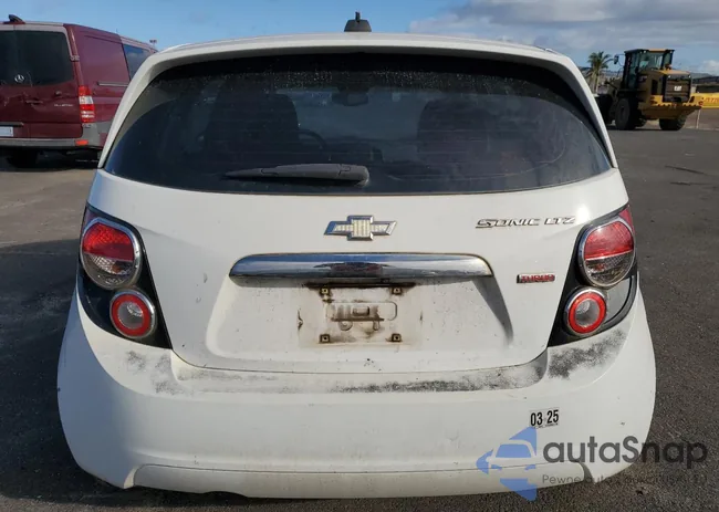 1G1JE6SB9G4141586: 46194575