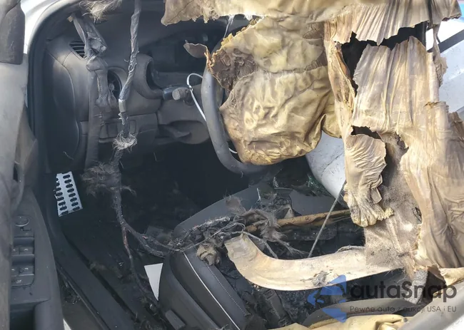 3KPF54AD3RE772162: 44912375