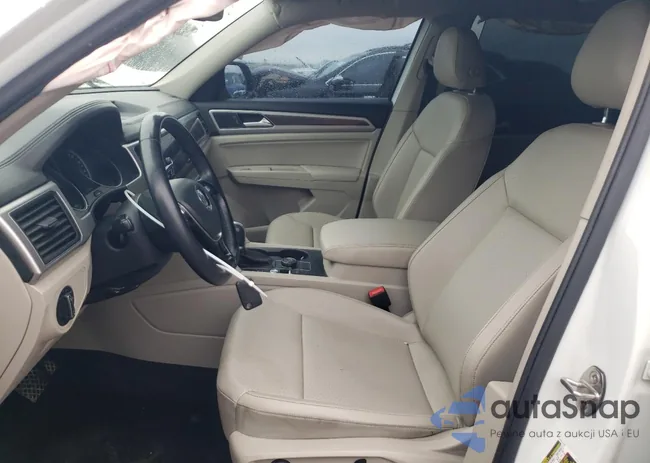 1V2LR2CA6JC588469: 57160575