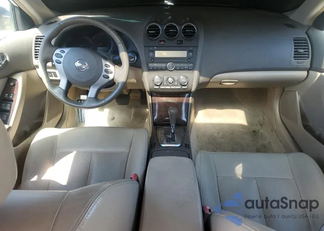 1N4AL2AP8AC144730: 46404015