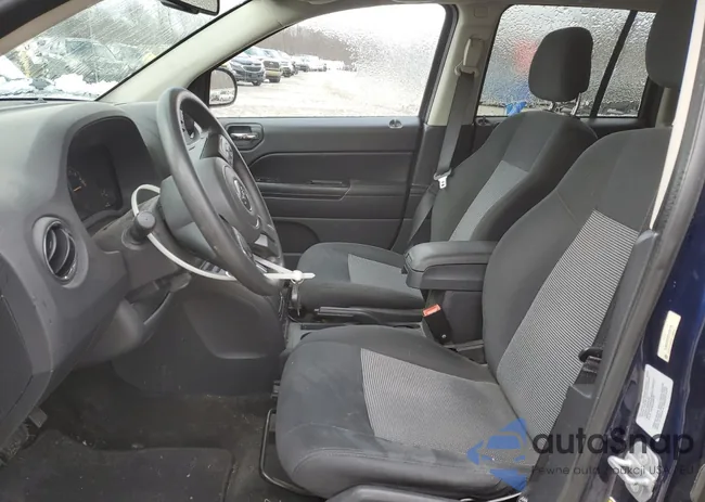 1C4NJDBB5GD556770: 44416665