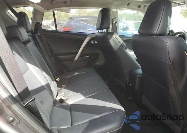 2T3YFREVXHW400407: 44494335