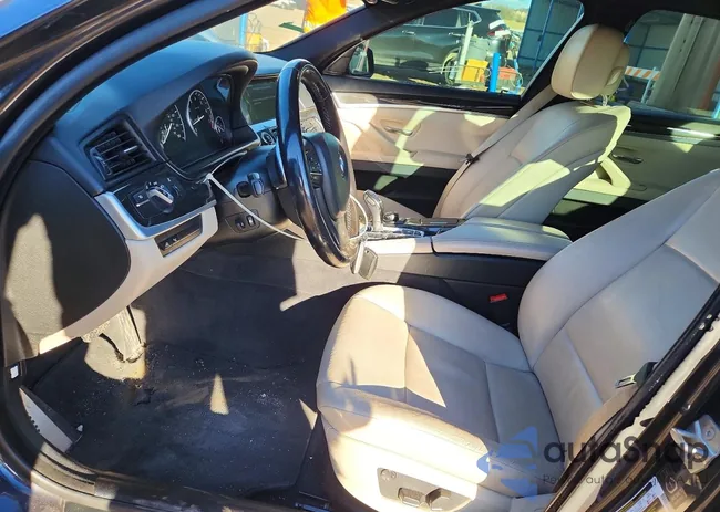 WBAFU7C5XDDU72068: 77965845