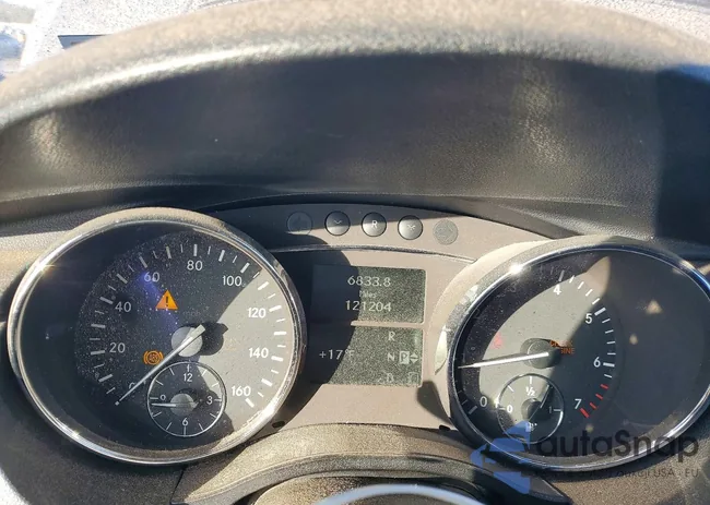 4JGCB6FE1AA111189: 76476635