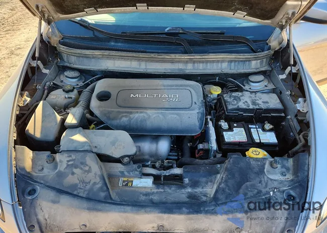 1C4PJLCB2JD566083: 76468255