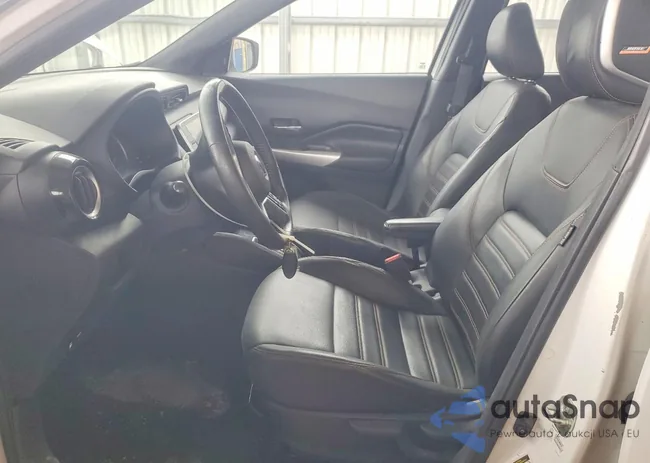 3N1CP5DV2LL580597: 77742475