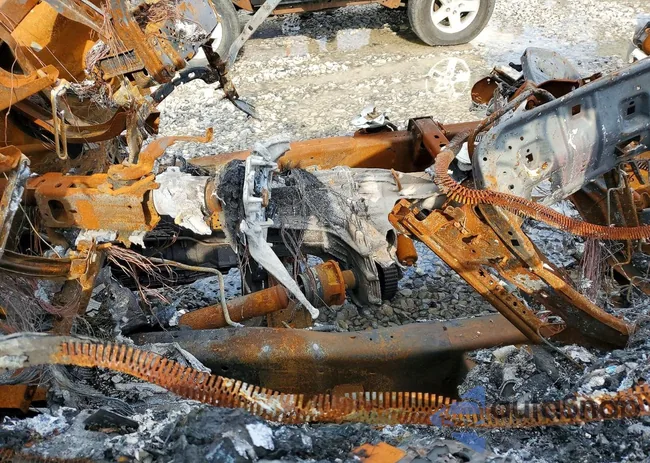 1FT7W2B69MED43649: 77891555