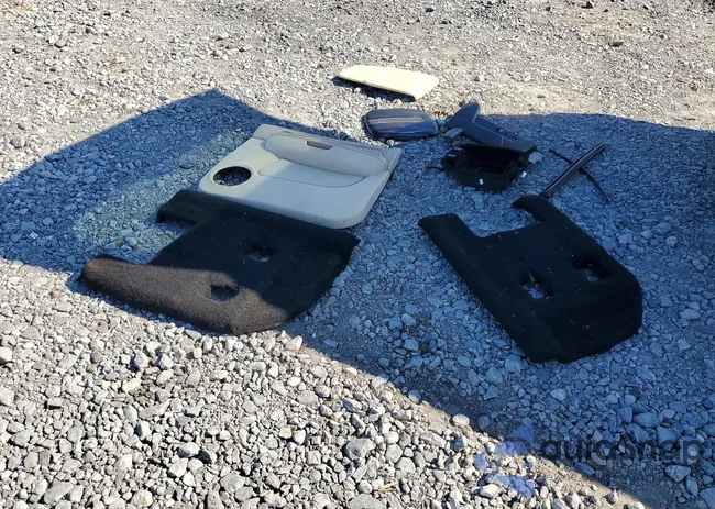 1GYFK66867R180346: 77076405