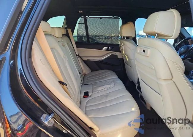 5UXJU2C52KLN65331: 76934205