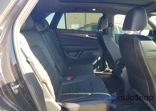 1V2AE2CA0SC206456: 76257865