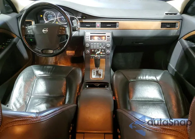 YV4BZ992X91049878: 76437985