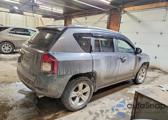 1C4NJDBB8FD316840: 75293605