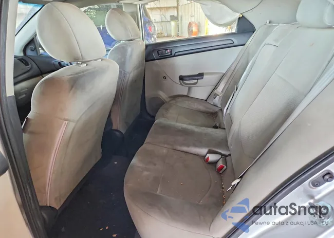 KNAFT4A27C5518149: 73927385