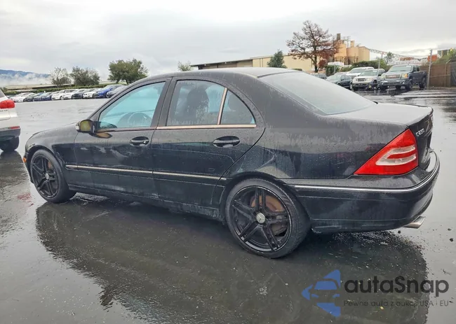 WDBRF40J94A630636: 77897755