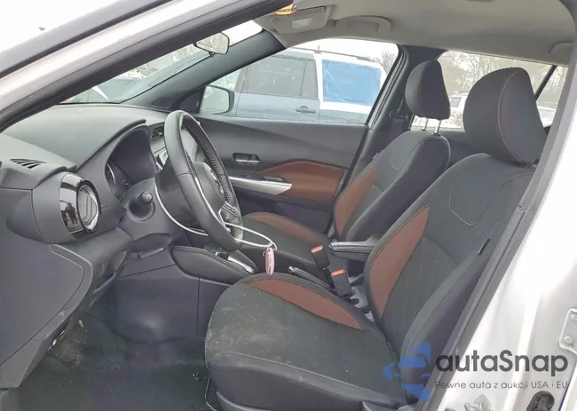 3N1CP5DV9LL553784: 76338605