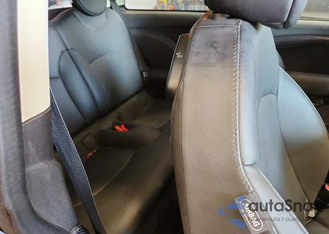 WMWSV3C56CTY28623: 77780035