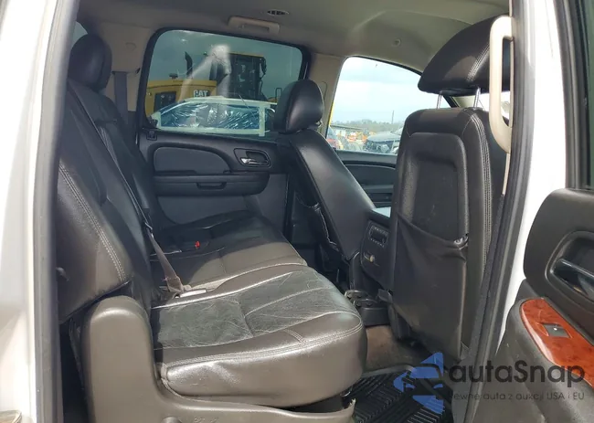 1GNSCJE09BR319272: 77985585