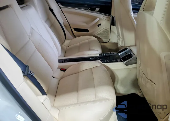 WP0AF2A74DL075749: 76626005