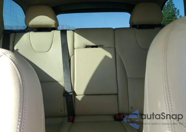 YV440MDK9G2853853: 75819085