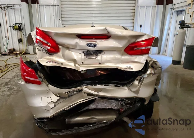 1FADP3FEXJL209835: 76821985