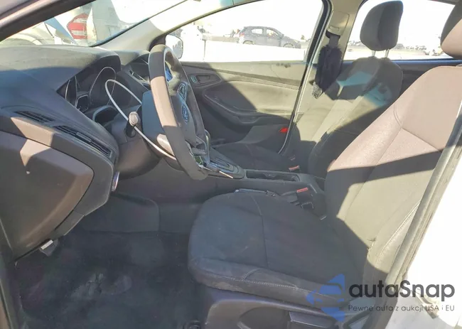 1FADP3E27FL335990: 78252425