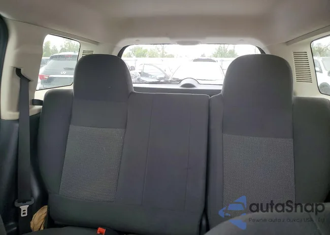 1C4NJPBA7FD377623: 79249705