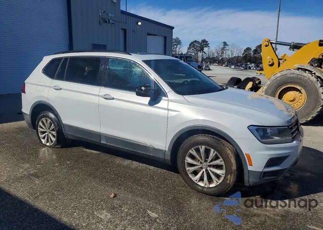 3VV3B7AX3JM054226: 78163385