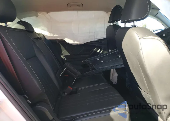 3VV3B7AX8NM094775: 76531755