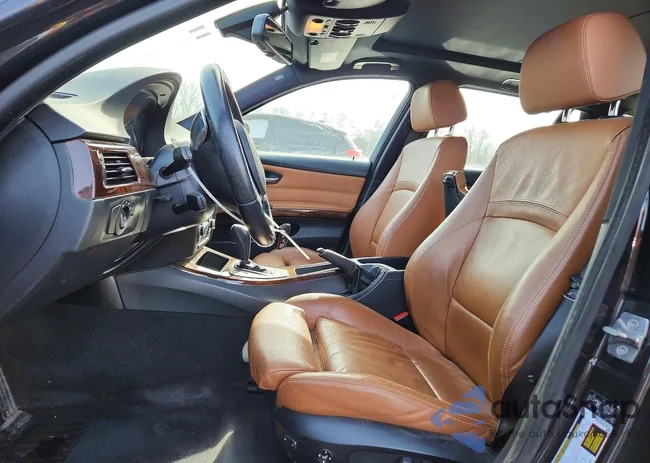 WBAUU3C52AA540828: 77402155