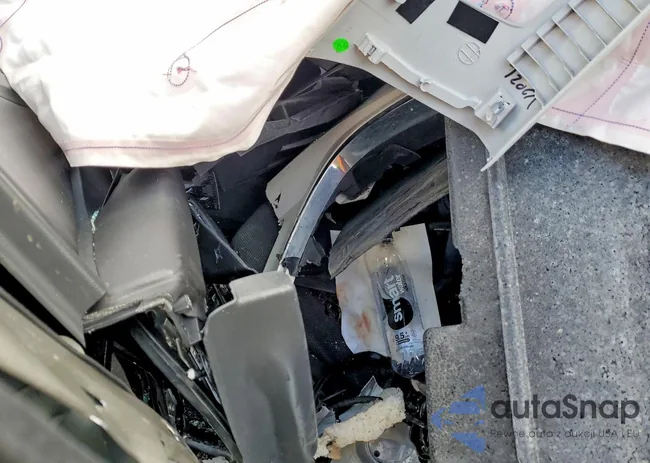 3VWC57BU9KM071119: 79110395