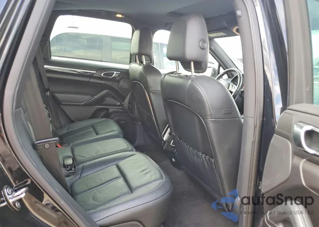 WP1AE2A28CLA92378: 75759765