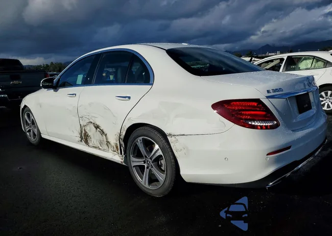 W1KZF8DB4LA841775: 76913385