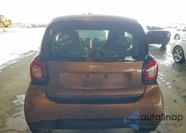 WMEFJ5DA3GK073337: 77789765