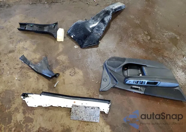 JF2GPACC9E8301155: 77900385