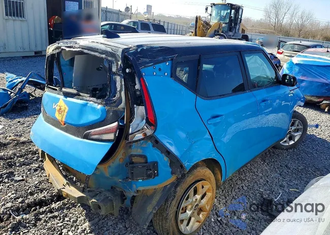 KNDJ23AU8P7188933: 74959905