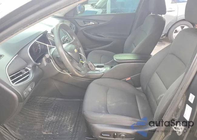 1G1ZE5ST0HF134523: 77968295