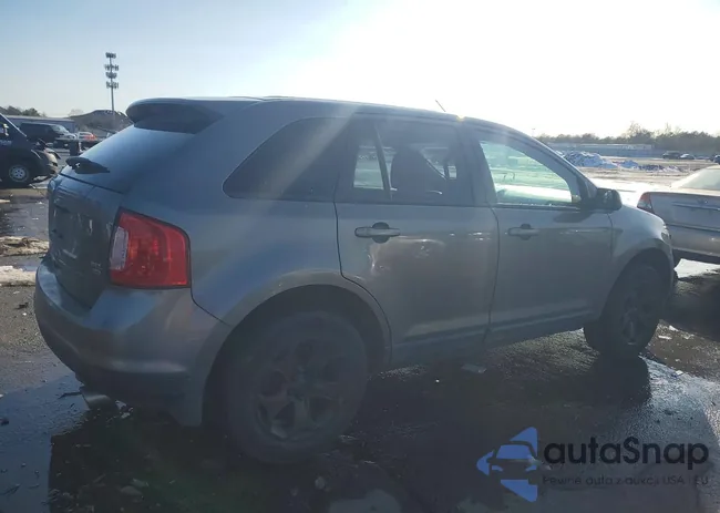 2FMDK4JC8CBA93554: 77654565