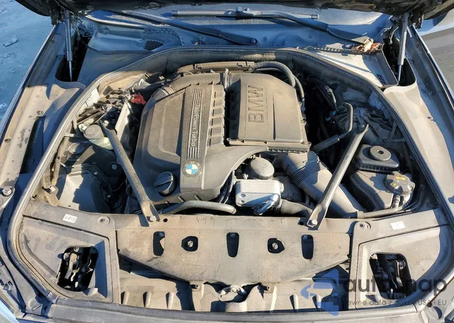 WBA5B3C5XGG260221: 74136365