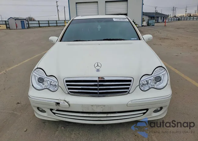 WDBRF54H27F860863: 77395905