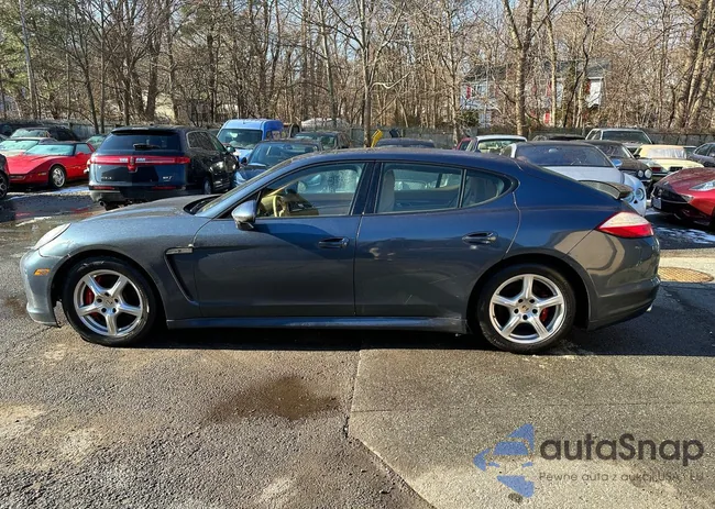 WP0AA2A77DL010215: 78409465