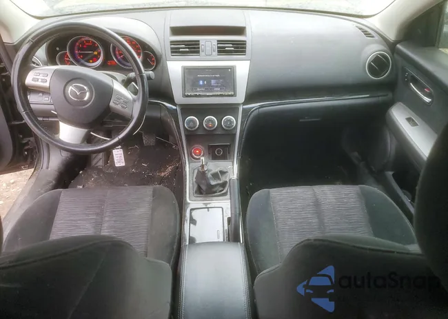 1YVHP82A795M27950: 77932045