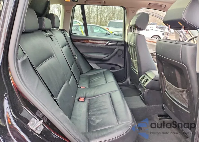 5UXWX9C57G0D93976: 77692615