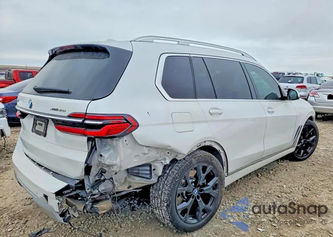 5UX23EM04R9W00499: 98943675