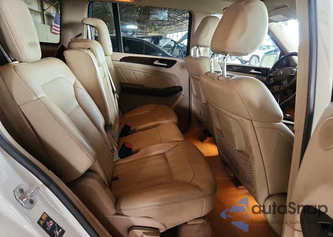 4JGDF2EE3FA495244: 76375935