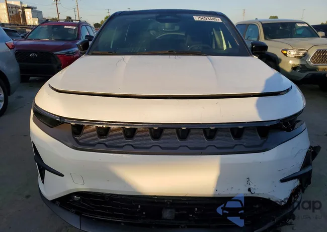 3C4RJNCK1ST573056: 75693445